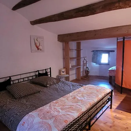 Grande Maison De Montagne Rénovée, Du Charme Casa vacanze Rodome